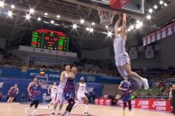 辽宁飞豹队在比赛中展现最佳状态，成功取胜