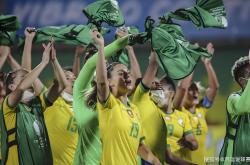 巴西女足队员成为体坛新偶像