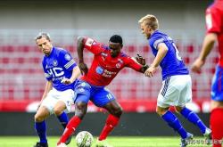 包含柏林赫塔客场取胜，士气获得提升的词条