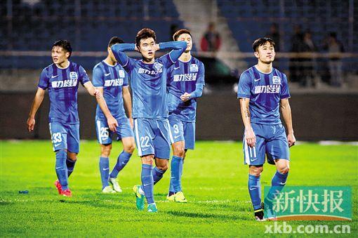 关于广州富力击败亚泰，提升在积分榜上的位置的信息
