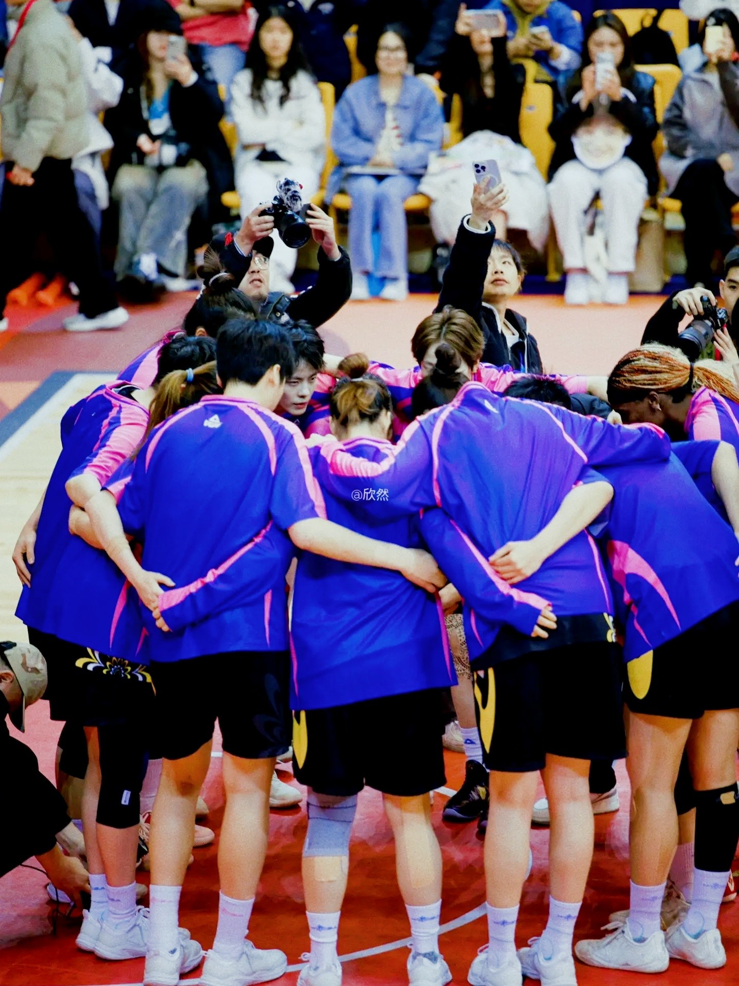 关于一触即发！精彩对决即将开始，精彩纷呈的信息