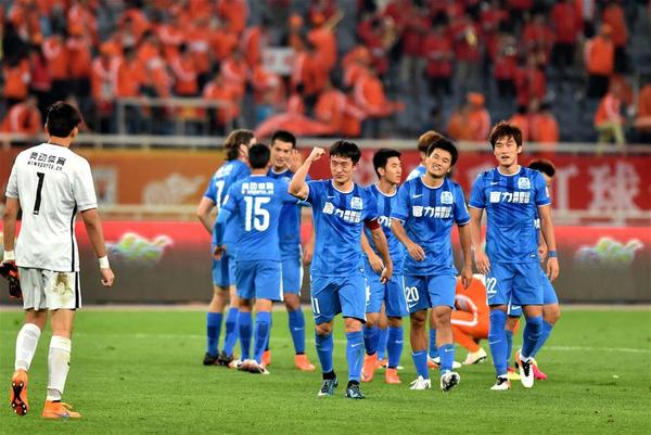 广州富力客场逼平重庆力帆，延续不败战绩的简单介绍