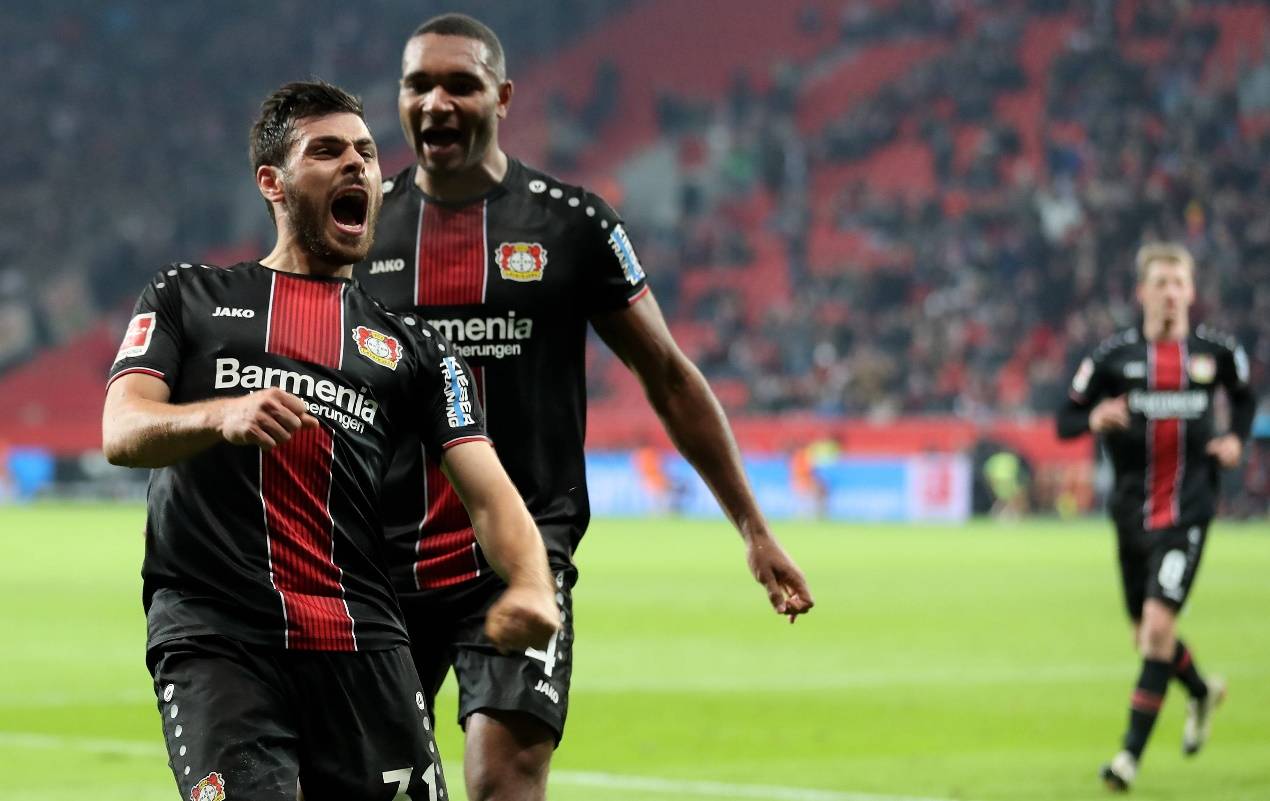 奥格斯堡球员状态低迷，战术调整是当务之急