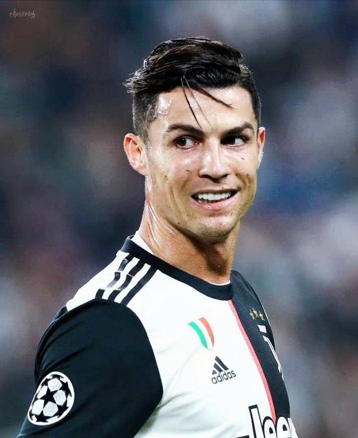 尤文官宣C罗加盟，夺冠大热门又添砝码