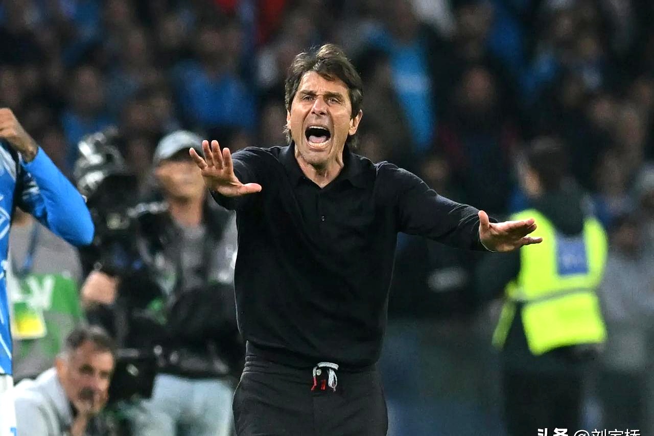 那不勒斯负于对手,遗憾输球 那不勒斯负于对手,遗憾输球