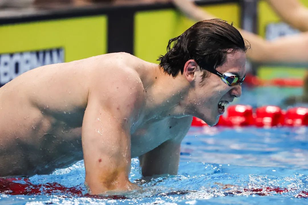 包含体育健儿多次创造新佳绩力争冠军称霸的词条