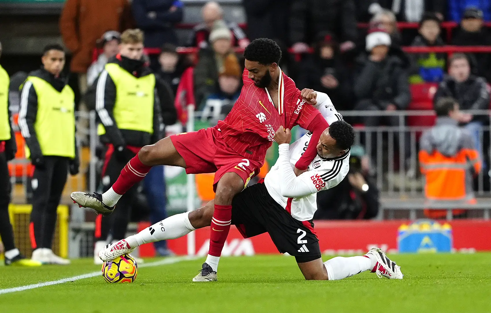 英格兰队逆转捷克队晋级下一轮比赛 英格兰队逆转捷克队晋级下一轮比赛