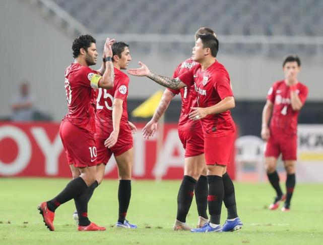 美国前锋签约亚洲俱乐部传来好消息